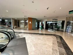 Palais Renaissance (D9), Retail #478842341